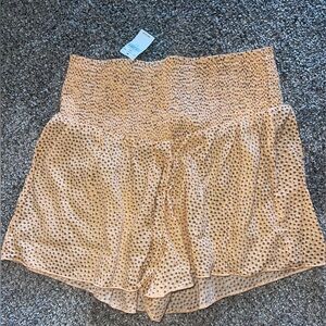 Brand new flowy/romper shorts with cinch waistband